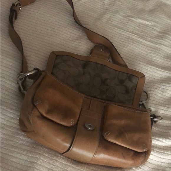 Coach crossbody - Picture 3 of 11